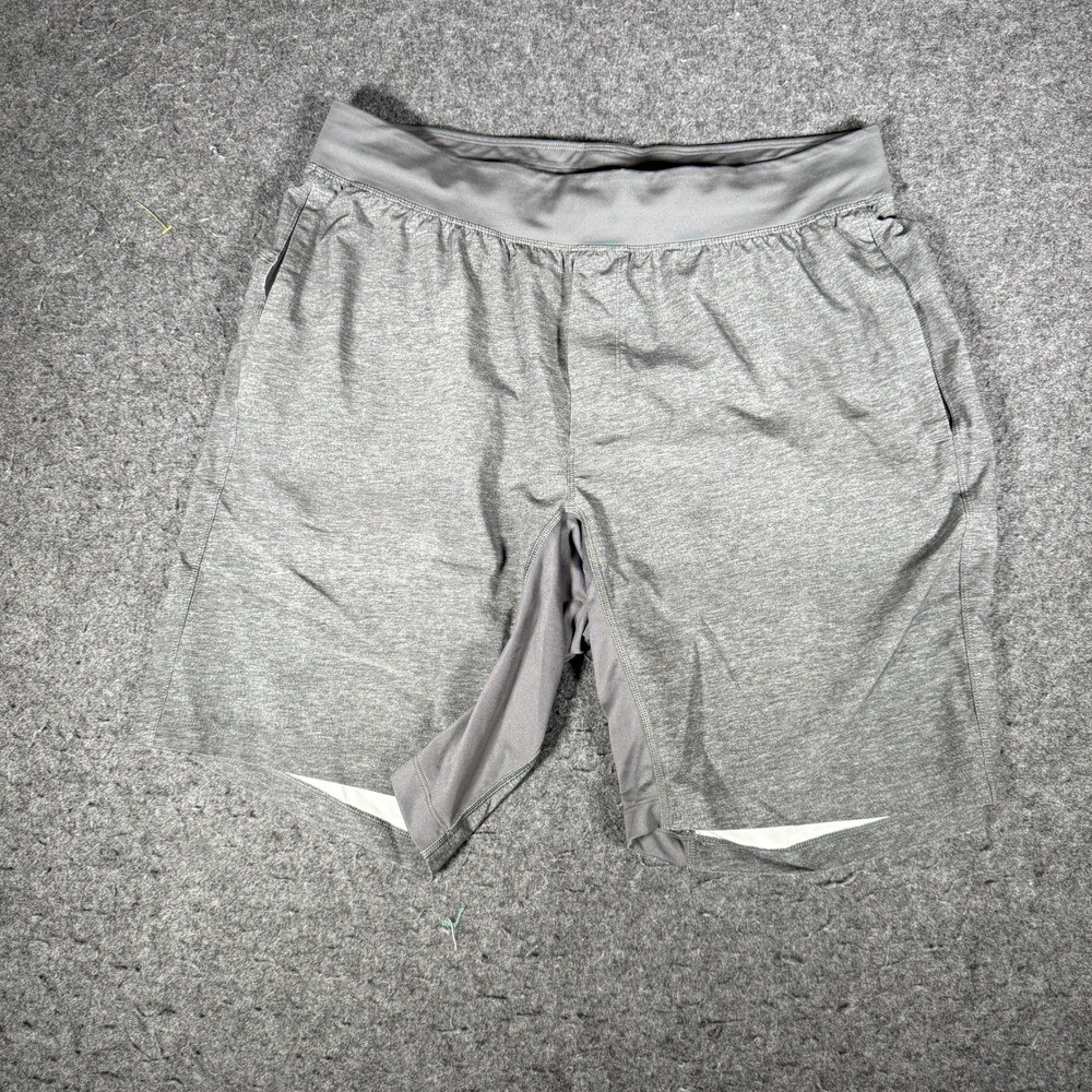 Lululemon Pace Breaker Mens XL Heathered Gray Athletic Training Shorts 13237